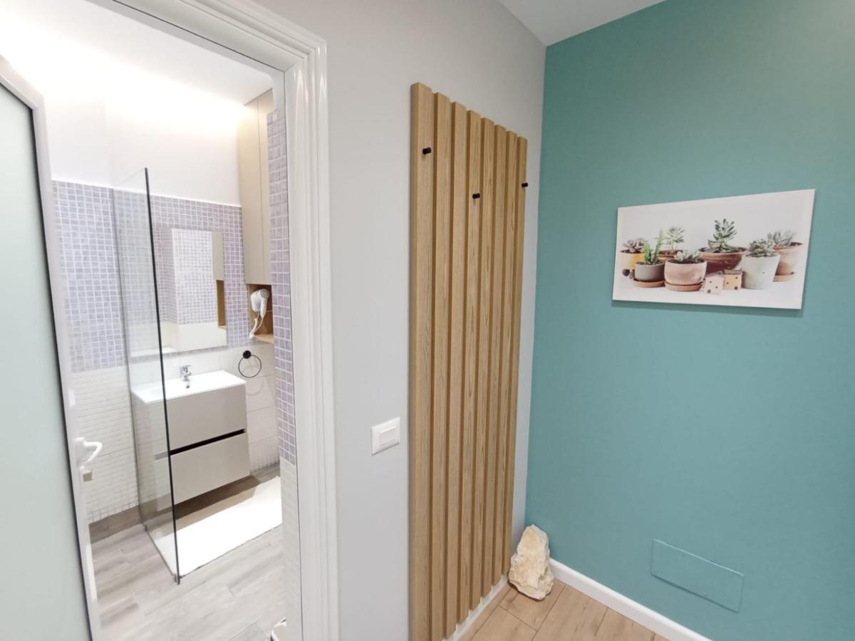 Trea Accomodations - Suite Lungomare Vlorë 외부 사진