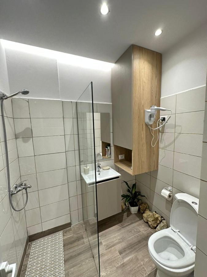 Trea Accomodations - Suite Lungomare Vlorë 외부 사진